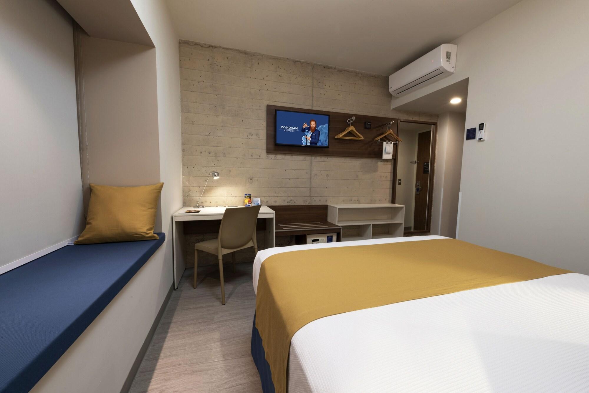 Microtel Inn & Suites By Wyndham Irapuato Zewnętrze zdjęcie
