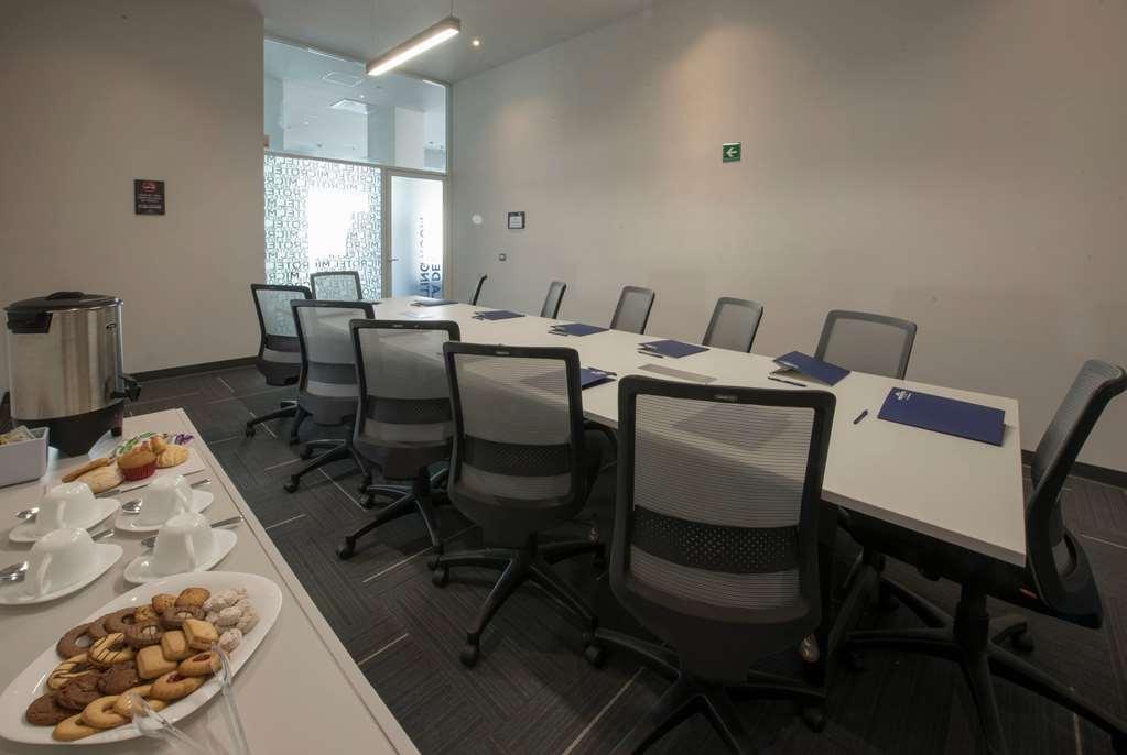 Microtel Inn & Suites By Wyndham Irapuato Udogodnienia zdjęcie
