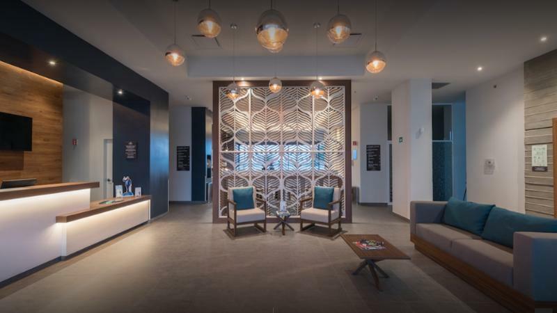 Microtel Inn & Suites By Wyndham Irapuato Zewnętrze zdjęcie