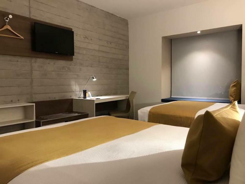 Microtel Inn & Suites By Wyndham Irapuato Zewnętrze zdjęcie